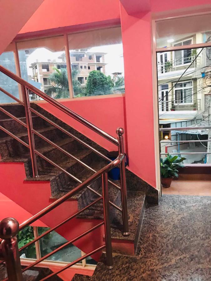 Hotel Aarjan And Restaurant Pokhara Exterior foto